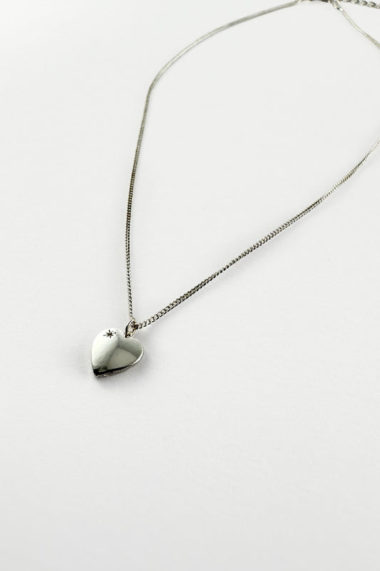 Sterlin silver heart Necklace with tiny lab diamond
