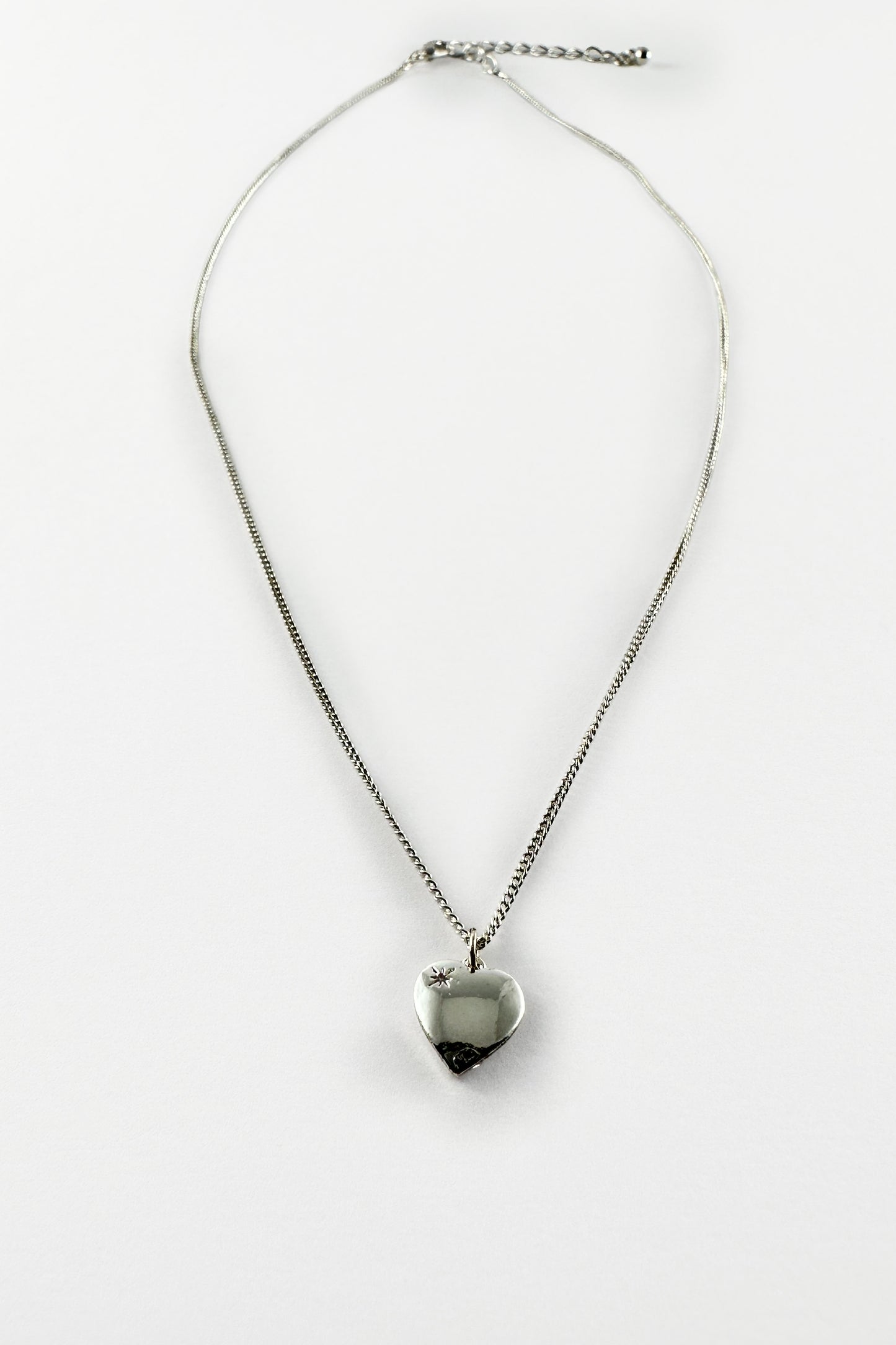 Sterlin silver heart Necklace with tiny lab diamond