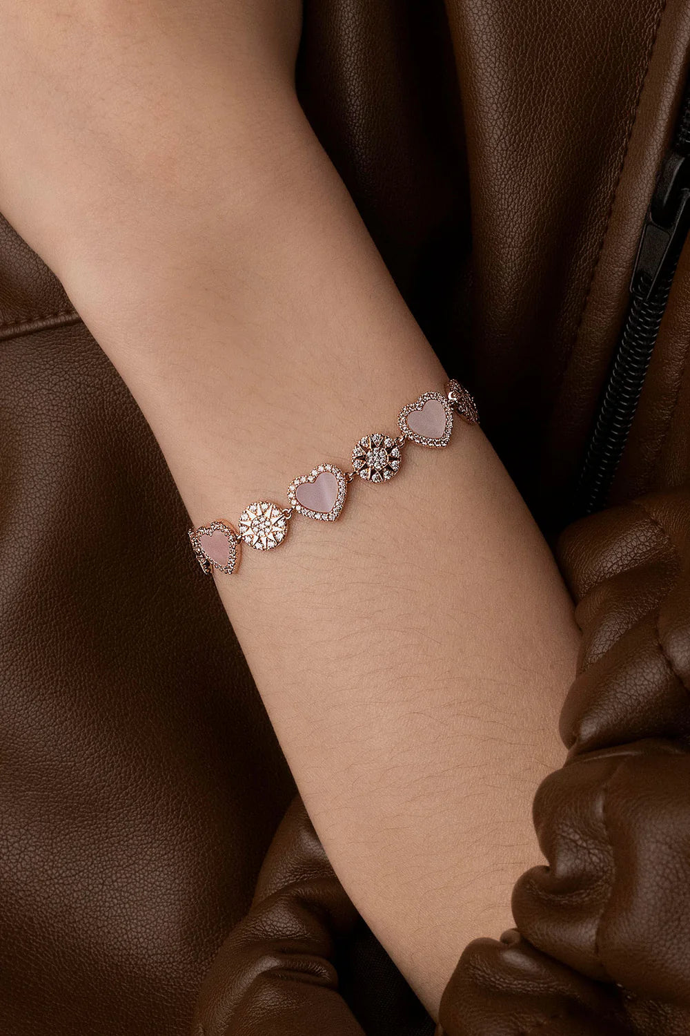 APM Monaco Pink Nacre Heart & Dot Adjustable Bracelet